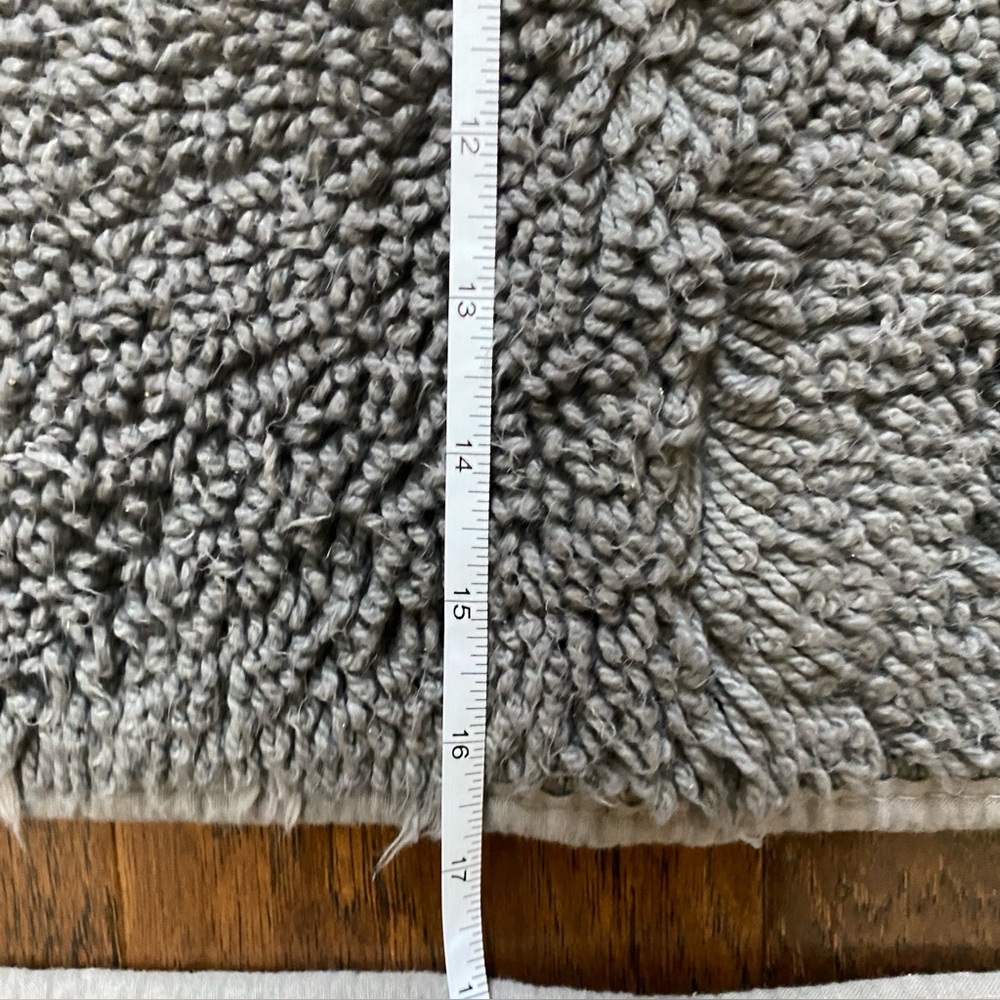 2 pc Gray Bathroom Rug / Mat Set - Picture 5 of 9